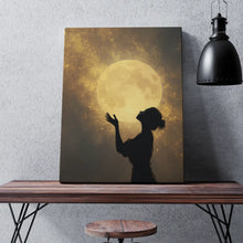 Tablou Canvas - Îmbrățișând Luna