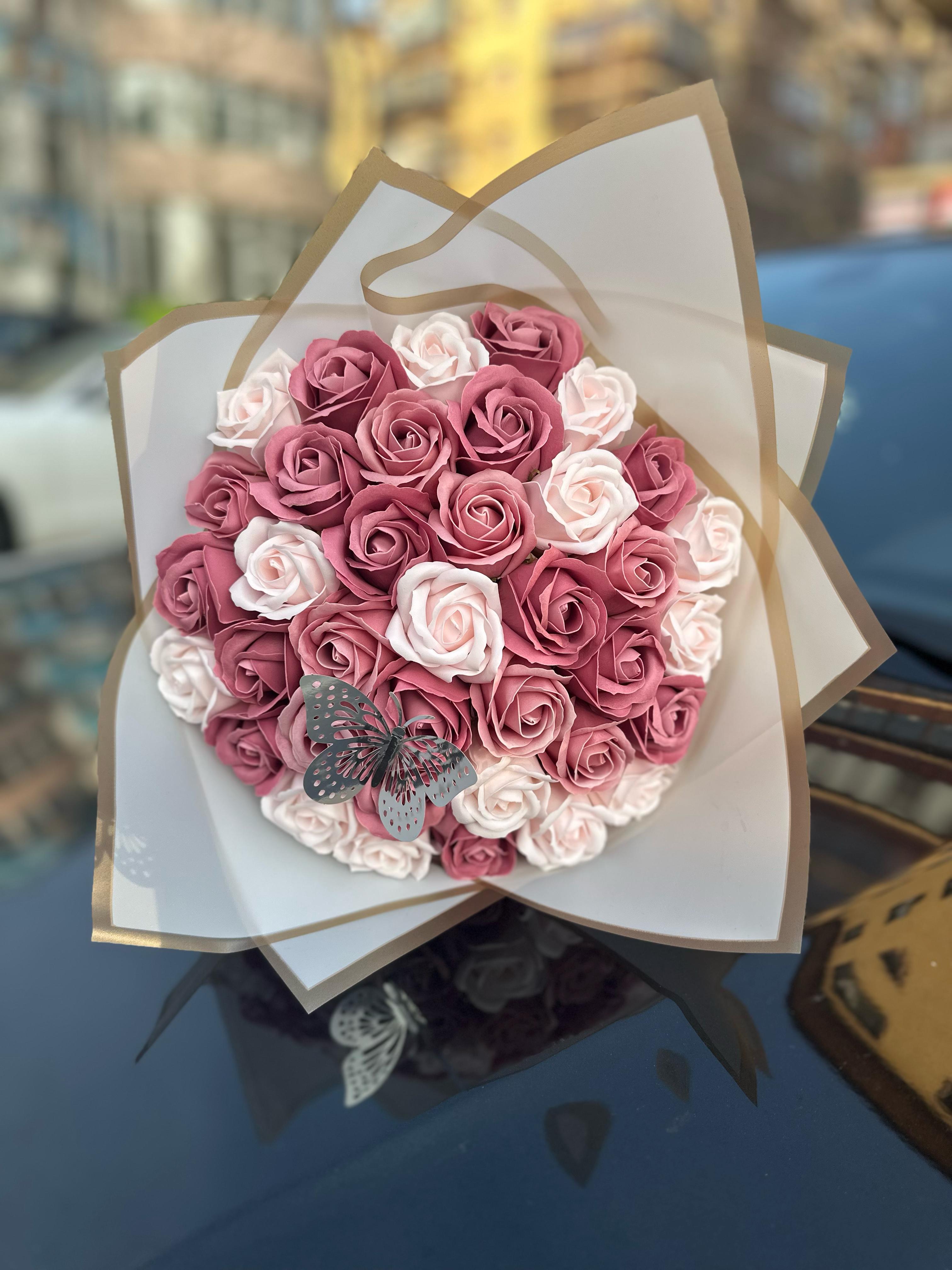 Buchet 37 Trandafiri - Blossom