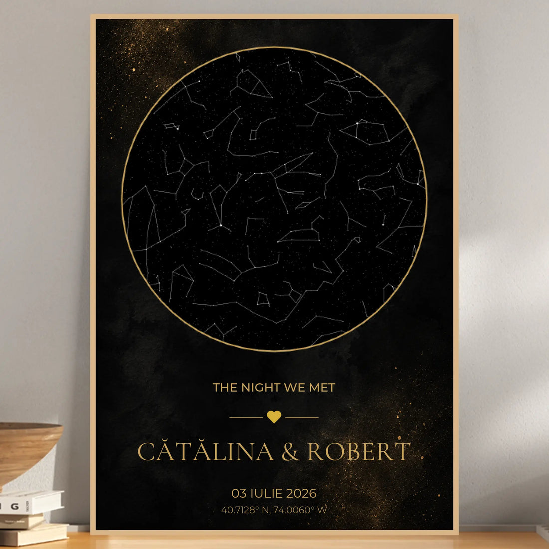 Harta cerului personalizată într-o ramă stejar, realizată după poziția reală a stelelor.