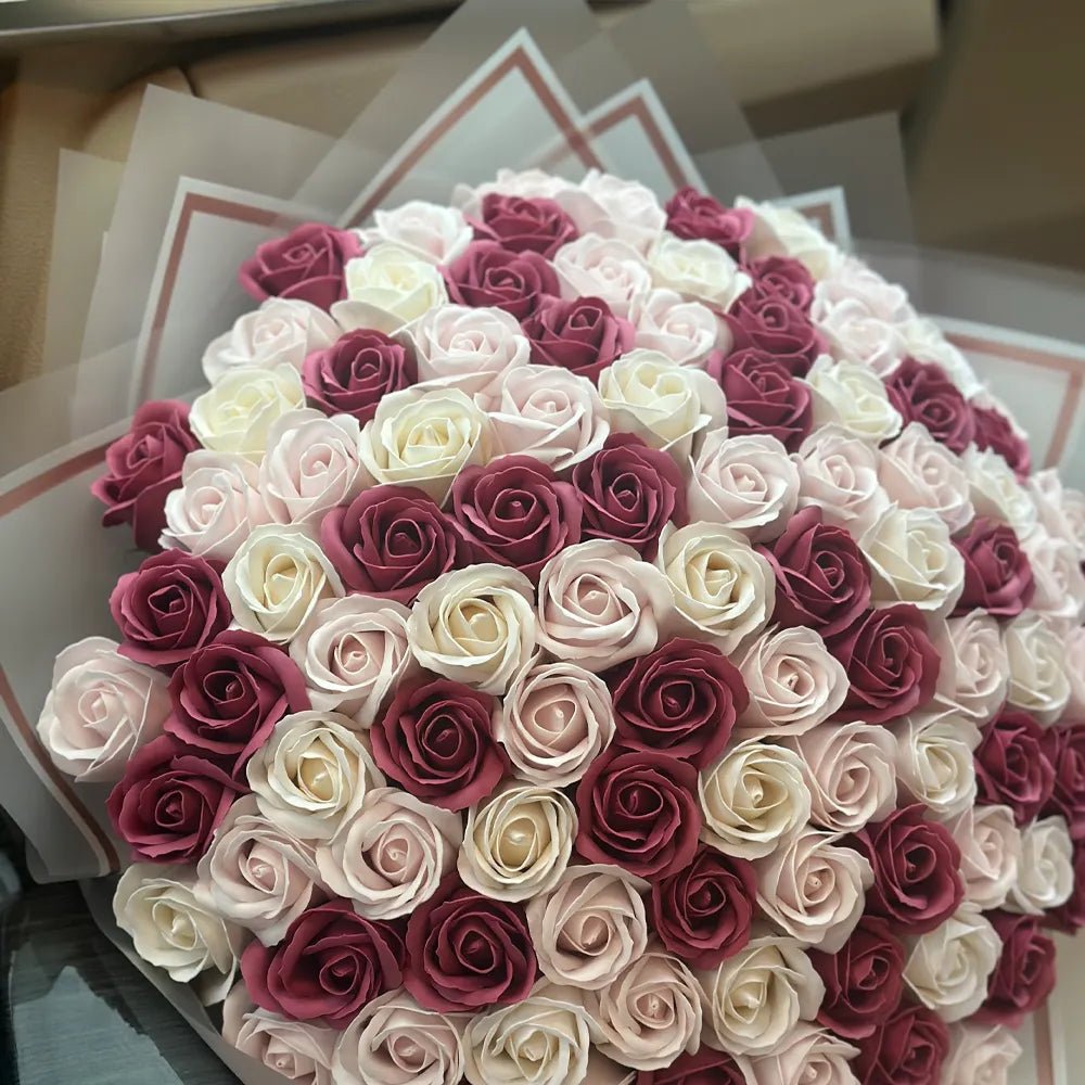 Buchet 101 Trandafiri de Săpun - Alb, Roz Pal & Burgundy - BawBaw - Cadouri WOW