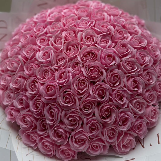 Buchet 101 Trandafiri - Blush Bloom