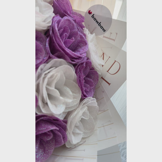 Buchet Trandafiri Sclipici - Mov & Alb